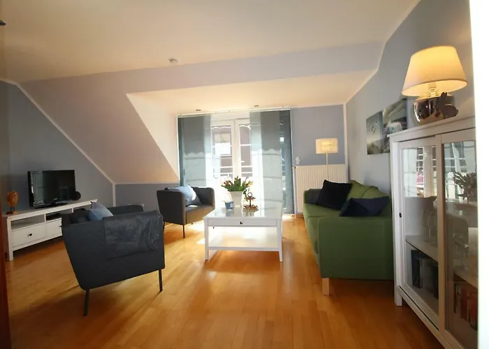 Daire Schildknecht *